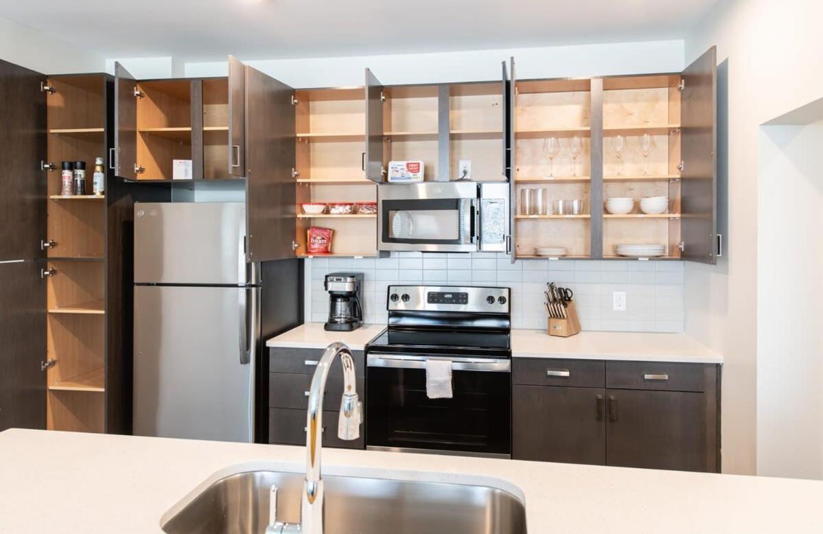 Cozysuites L Luxe 2br In Downtown Appartement *